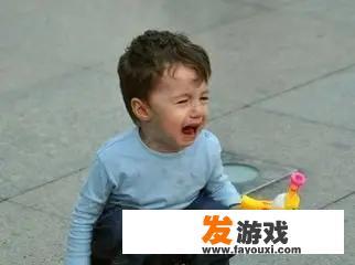 孩子对玩具和食物的渴望是常见的，面对这种情况，家长应该如何妥善处理？