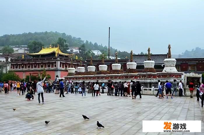 如何把风景图片变成下雨动态？