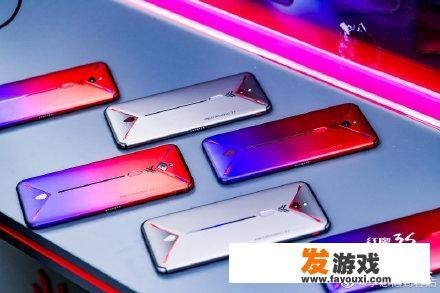 最近游戏手机很火，手机小白求推荐哪款好？
