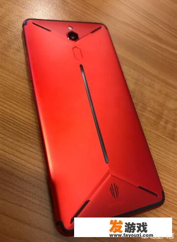 rog游戏手机5s pro打和平精英能开多少帧？
