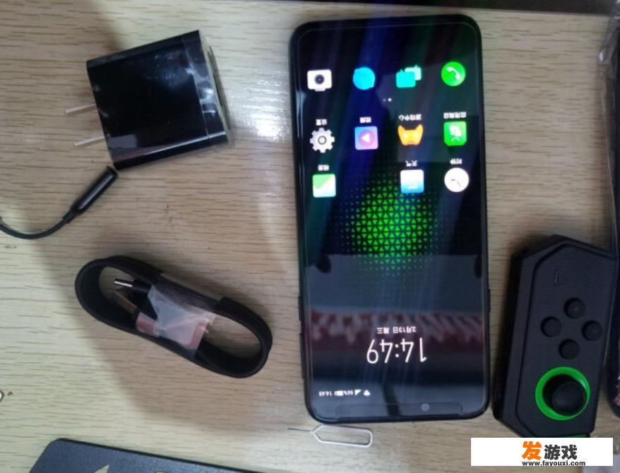 rog游戏手机5s pro打和平精英能开多少帧？