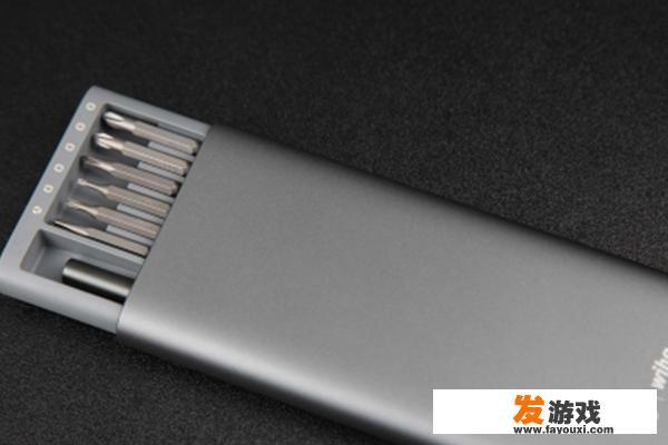 技嘉3070怎么拆？