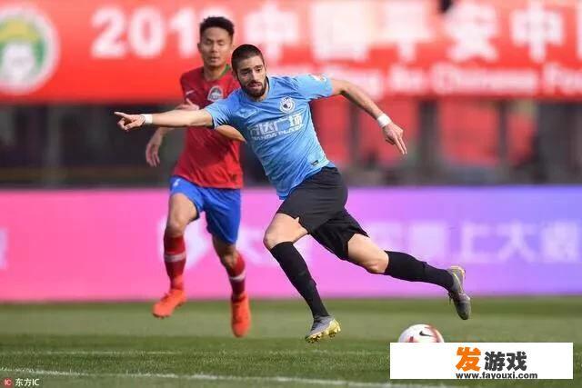 大连一方联赛第一轮表现不佳，你认为他们能成为中超的黑马吗？