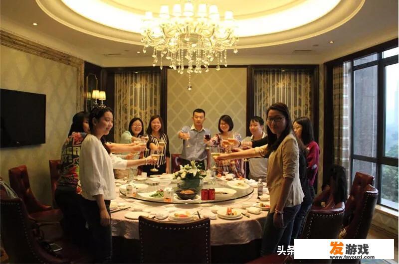 不喝酒玩的聚会小游戏？