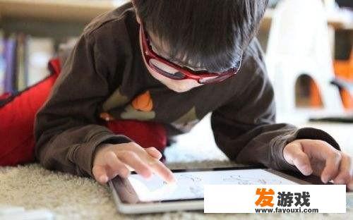 对小区违建的监管不足和措施？