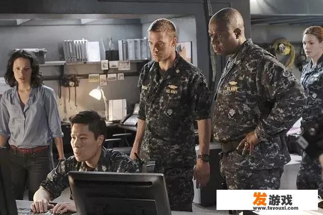 华硕主板的大师系列，玩家系列，玩家国度系列，特种部队系列分别针对什么用户？有什么区别？