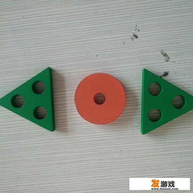 有什么游戏可以教孩子认识左右呢？