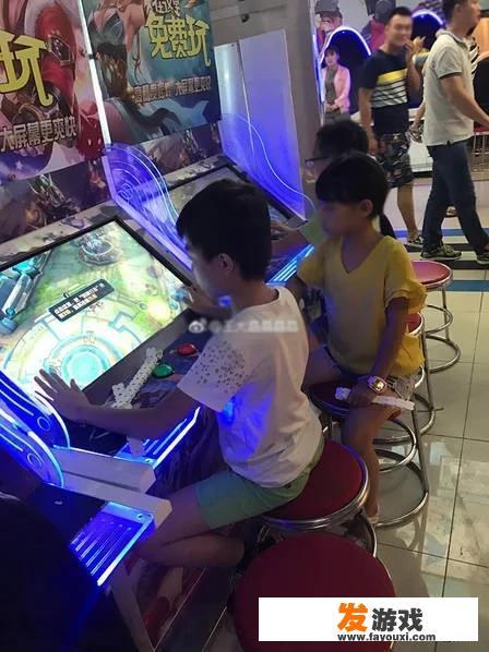 我老婆的姐姐家儿子小学五年级，这两年迷上游戏，怎么办？