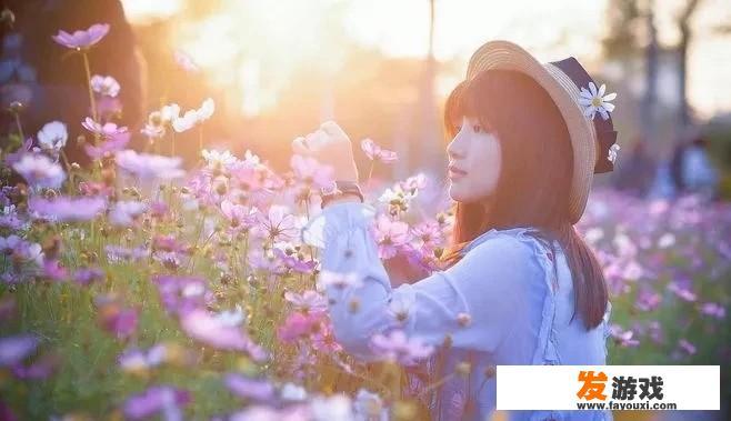 情侣手机壳发朋友圈文案？