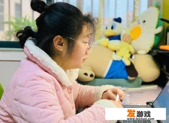 手机上的游戏怎样关闭？