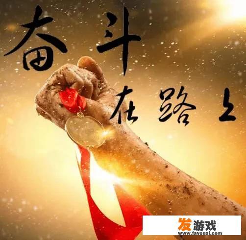 忍者跑酷游戏带砍人的带换角色和武器的游戏名是英文？