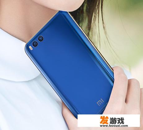 为什么屏幕太大玩游戏手感不好？