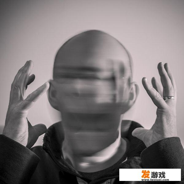 什么是PTSD，遭遇重大事故时，人们可以做些什么来避免患上PTSD？