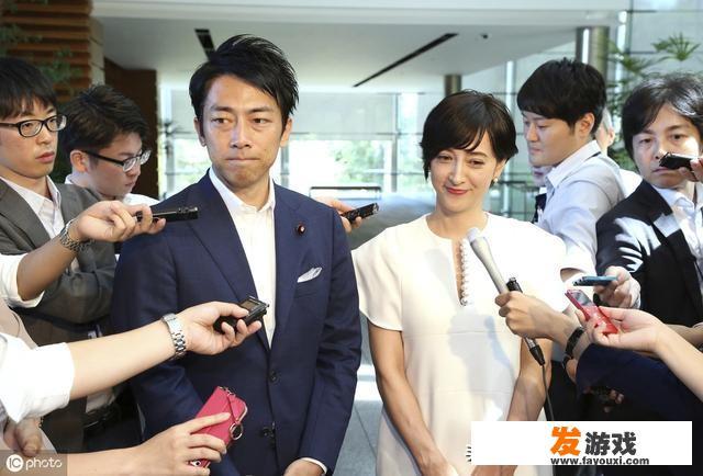 刚和有“国民女神”之称的泷川雅美结婚的小泉进次郎将成为日本未来首相？你信吗？