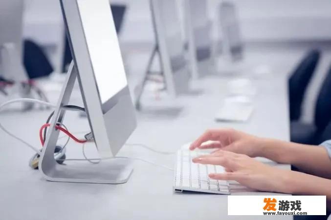 主攻主受视角的区别？