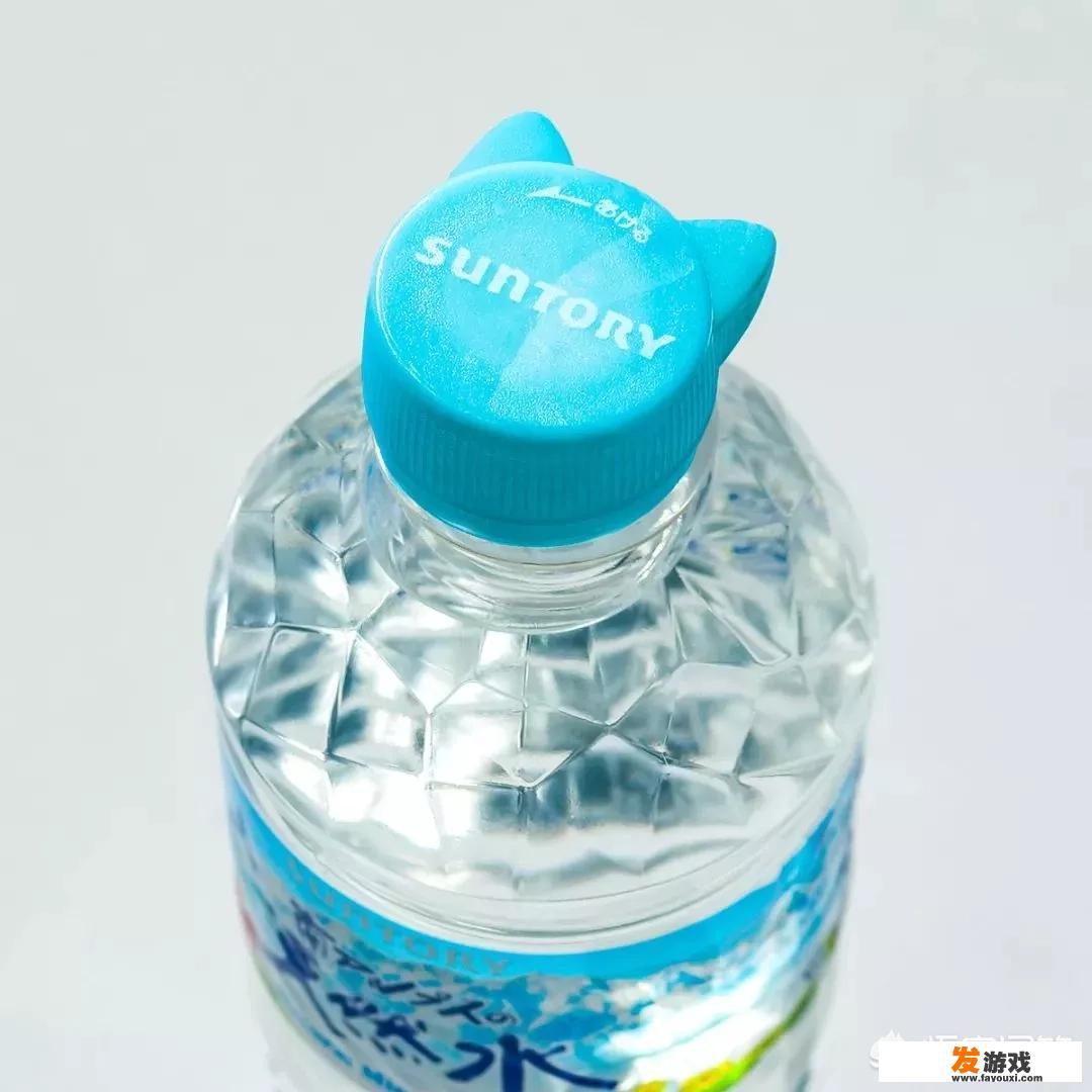 日本人为什么表面点头哈腰鞠躬看着有礼貌似的，内心却这么邪恶呢？