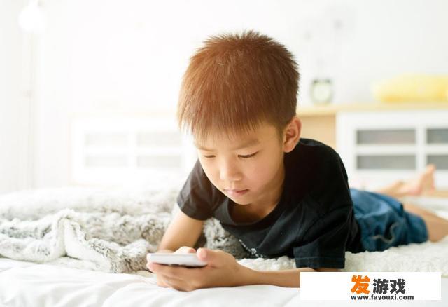 怎样防止小孩在手机上玩游戏花掉钱？