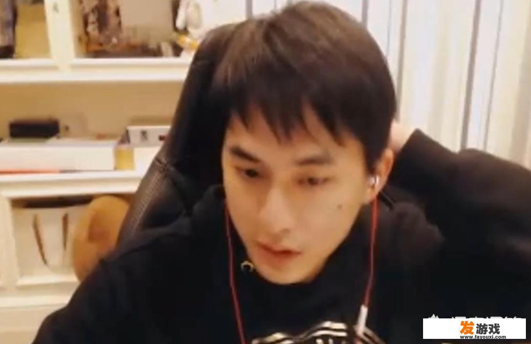 LOL草莓直播称有队伍找他做教练在考虑，网友称“远古WE重回赛场”，你怎么看？